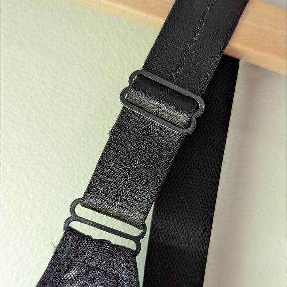 Floral Black Mesh and Lace Catsuit women's sz L - Picture 7 of 10